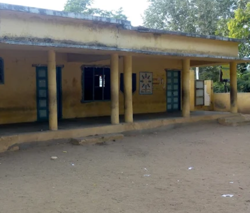 Priyadarshini EM UP School